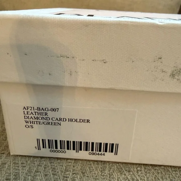 Casablanca Cream and Green Crossbody leather cardholder - Picture 7 of 7